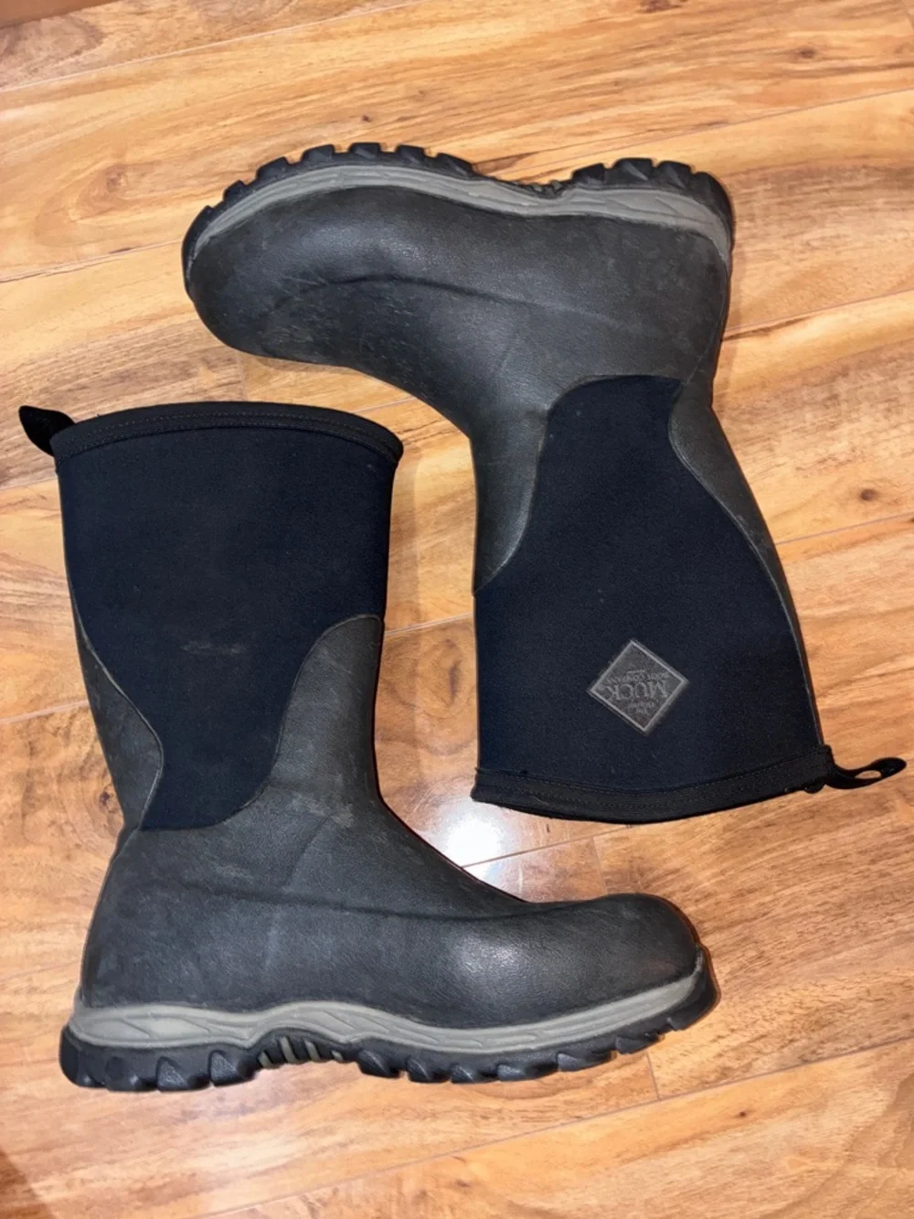 Muck Boot Rugged II Tall Waterproof  Boots - size kids 7, fits womens 8.5
